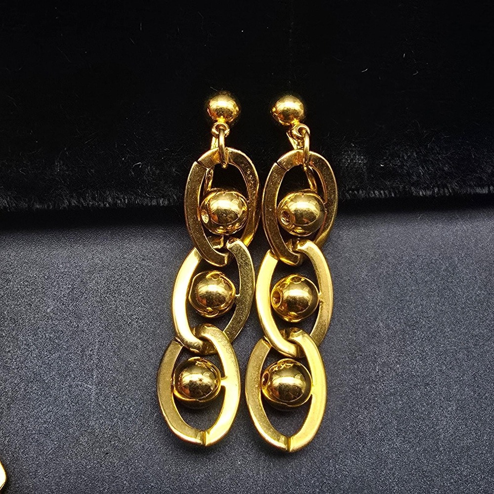 Avon Gold Tone Clip On Earrings Chain Link Beaded Vintage Jewelry